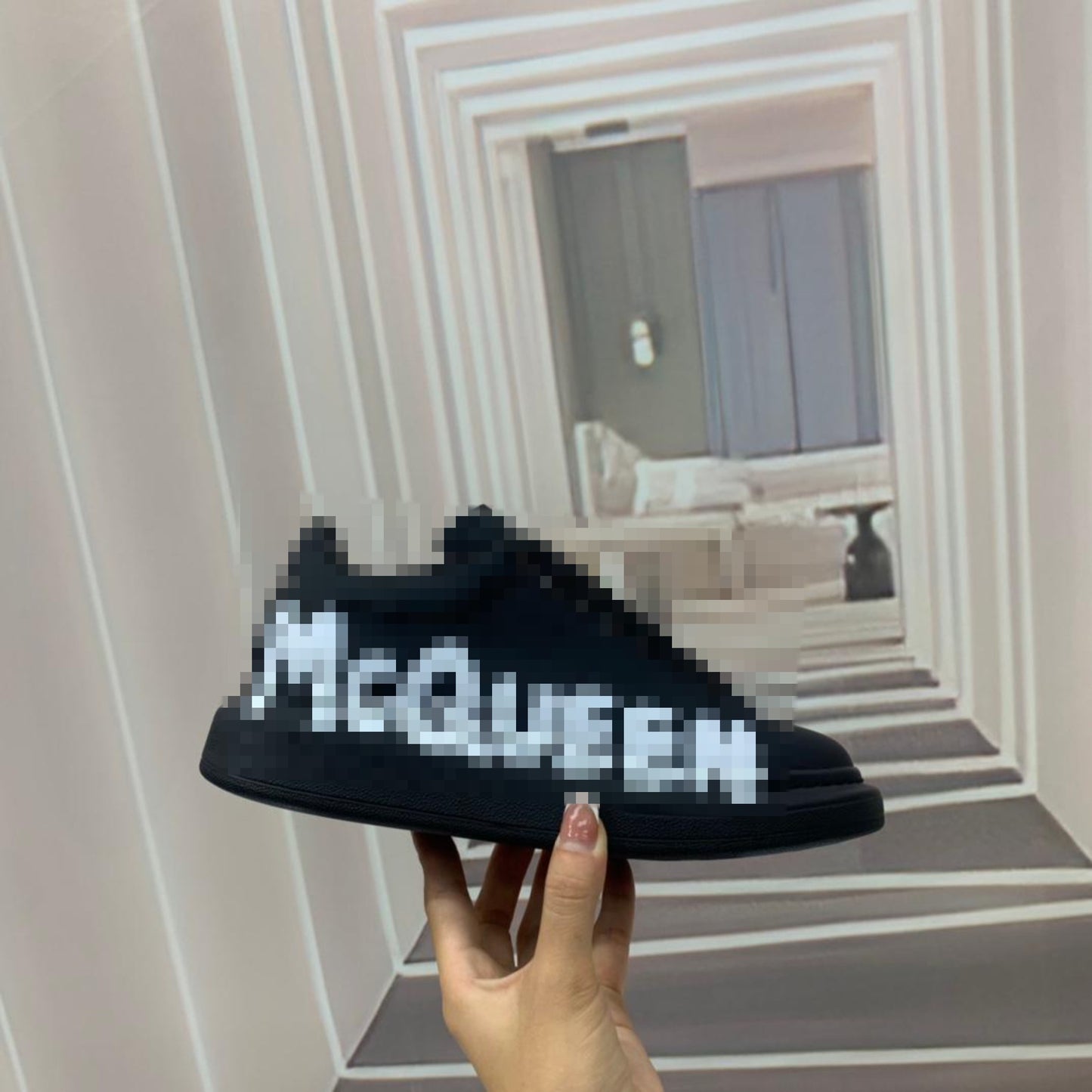 Alx mcqueen graffiti