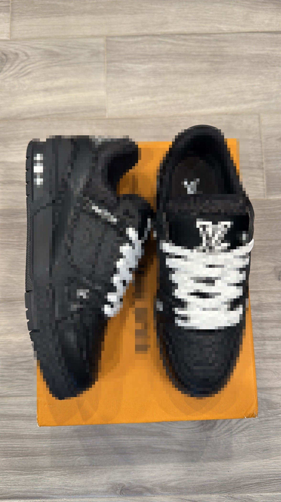 ()LNV Black