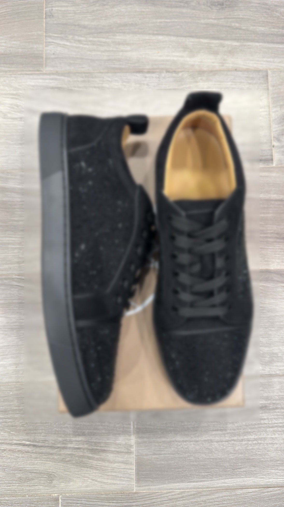 (CL) black crystal